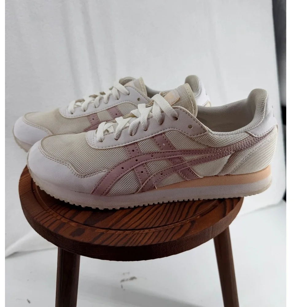 ASICS Tiger Runner Womens Sneakers 192A160 Cream Rose Gold Pink Size 9 US